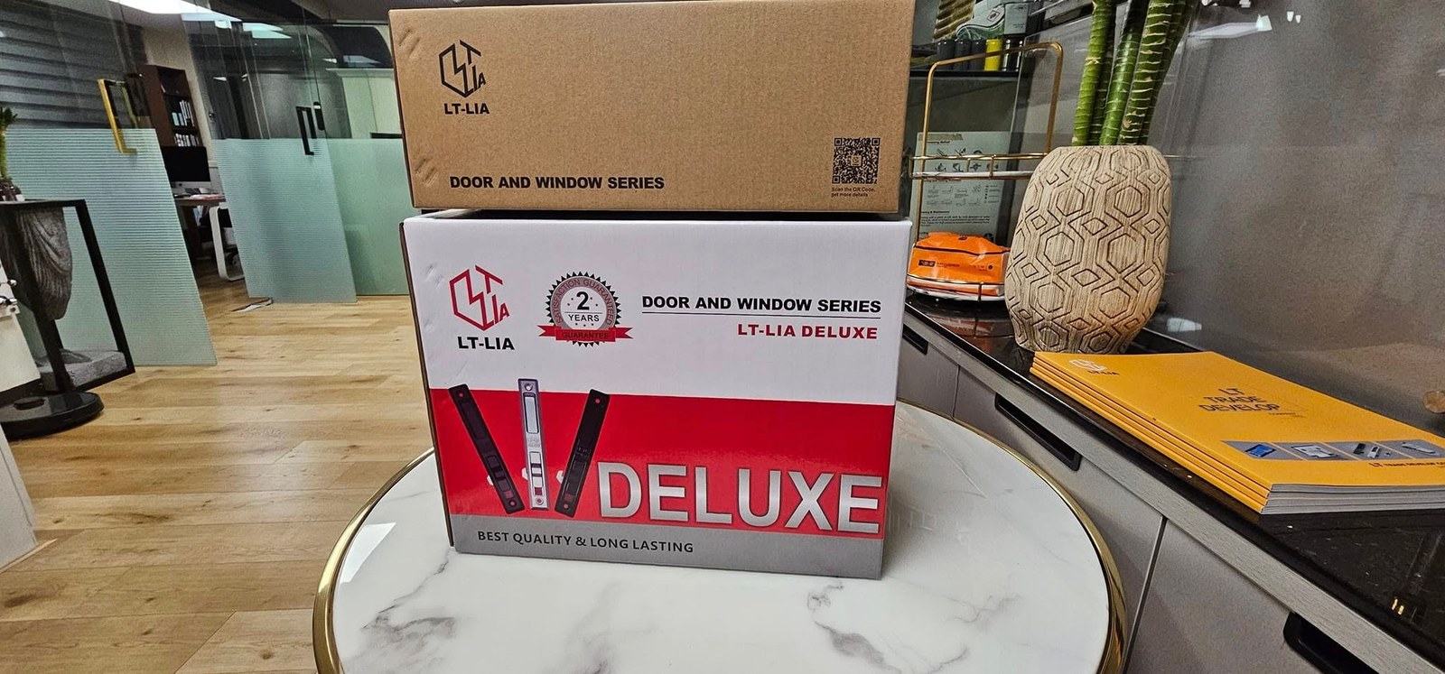 LT-LIA Deluxe packaging with 2-year satisfaction guarantee